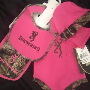 Browning onsie, hat, bib, and burp wrap